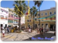 una de las zona mas concurridas por los turistas que visitan la ciudad de mahon, la plaza colon, a escasos metros de la peatonal y la iglesia de santa maria